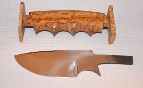Рукоять ножа - модель 13 с клинком ( карельская береза)