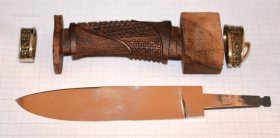 Рукоять ножа - модель 17 с литьем и клинком ( орех )
