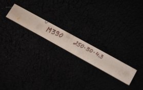 Полоса (материал-сталь BOHLER M390 MICROCLEAN- вакуумная закалка, электроэрозионная резка) 247*30*4,3мм