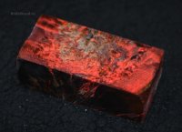 7084 КАРЕЛЬСКАЯ БЕРЕЗА СТАБИЛИЗИРОВАННАЯ В КРАСНО ЧЕРНЫЙ ТОРЦ РАСПИЛ  110*54*37ММ
